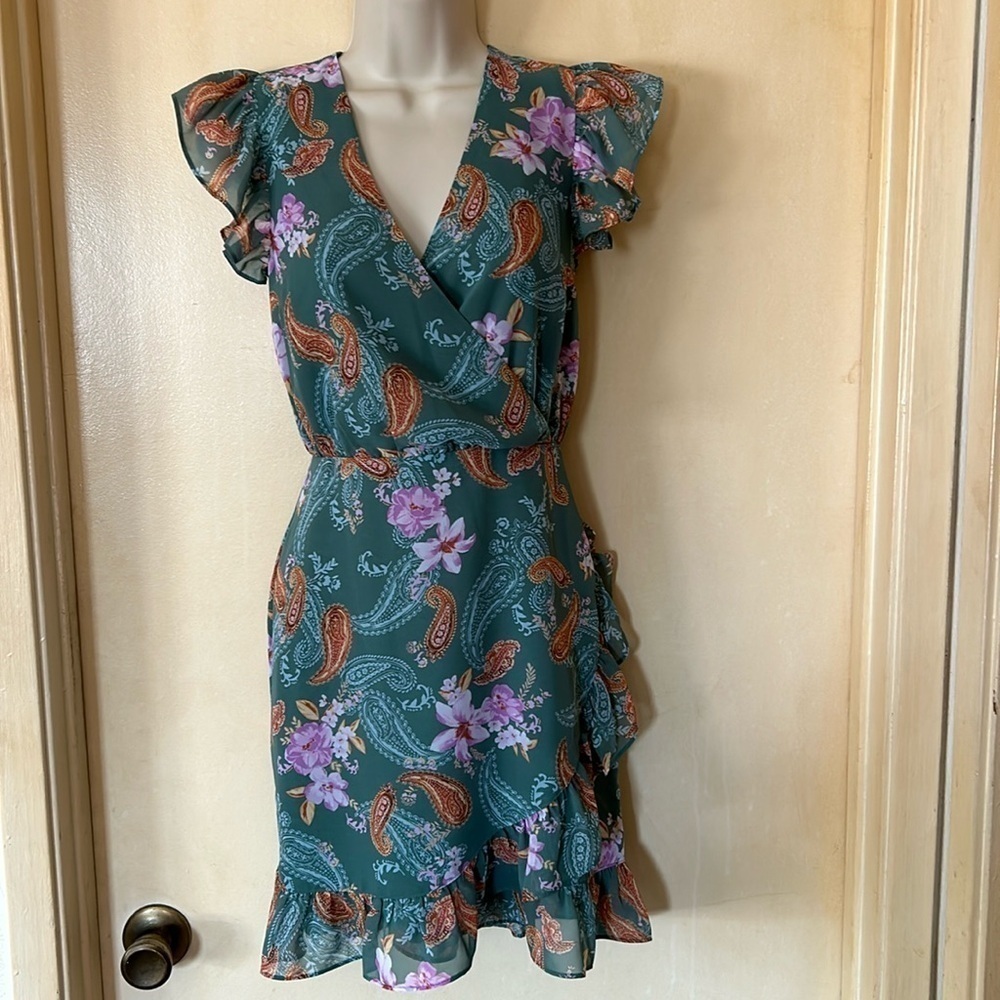 Bar III mint floral sundress with flutter sleeves and ruffle skirt size S